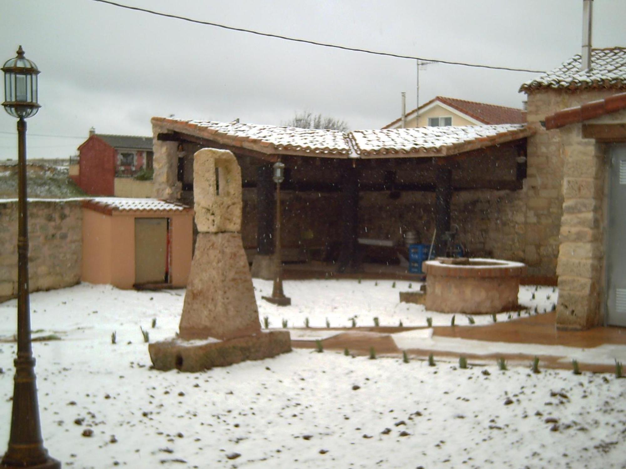 Гостевой дом La Cerca De Dona Jimena Модубар-де-Сан-Сибриан Экстерьер фото